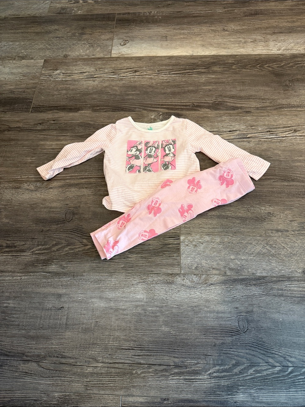 Disney Kids Pink Minnie Mouse Pajama Set - Long Sleeve Top & Pants